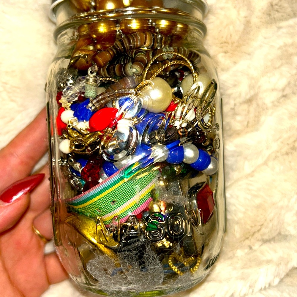 Vintage antique 1980's jewelry jar